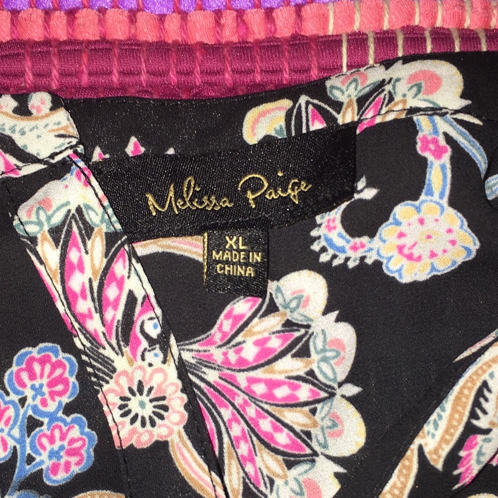 ⭐️LOWEST PRICE⭐️Melissa Paige button down high-low